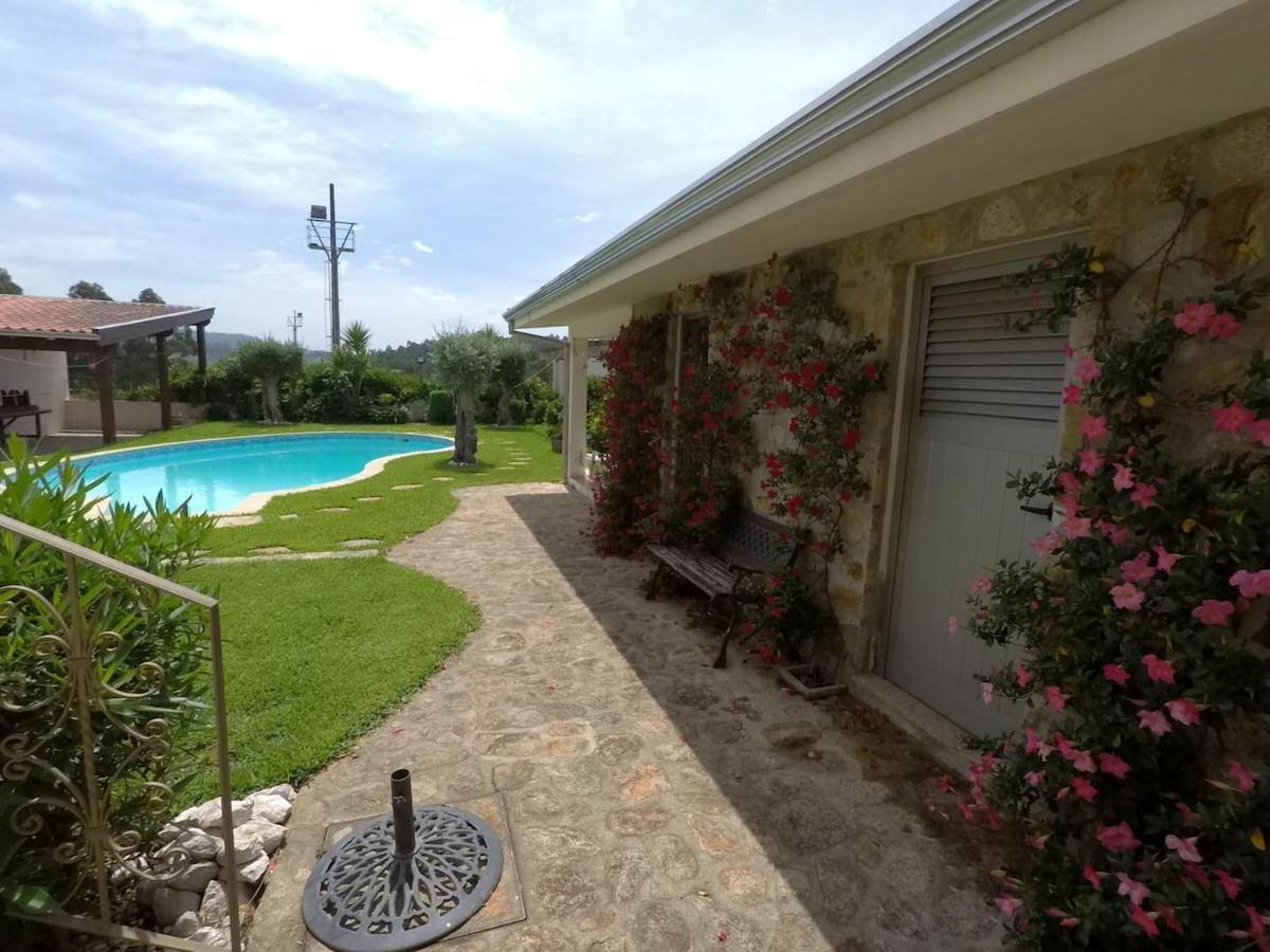 Valadas Guest House Canedo  Esterno foto